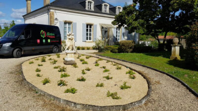 Camionnette des jardins de Péline